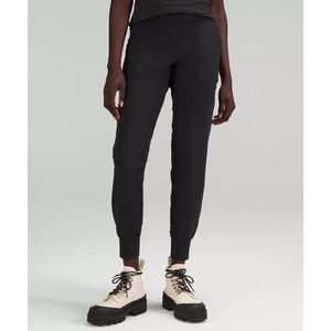 Lululemon Black High Rise Align Jogger - Size 4 - EUC